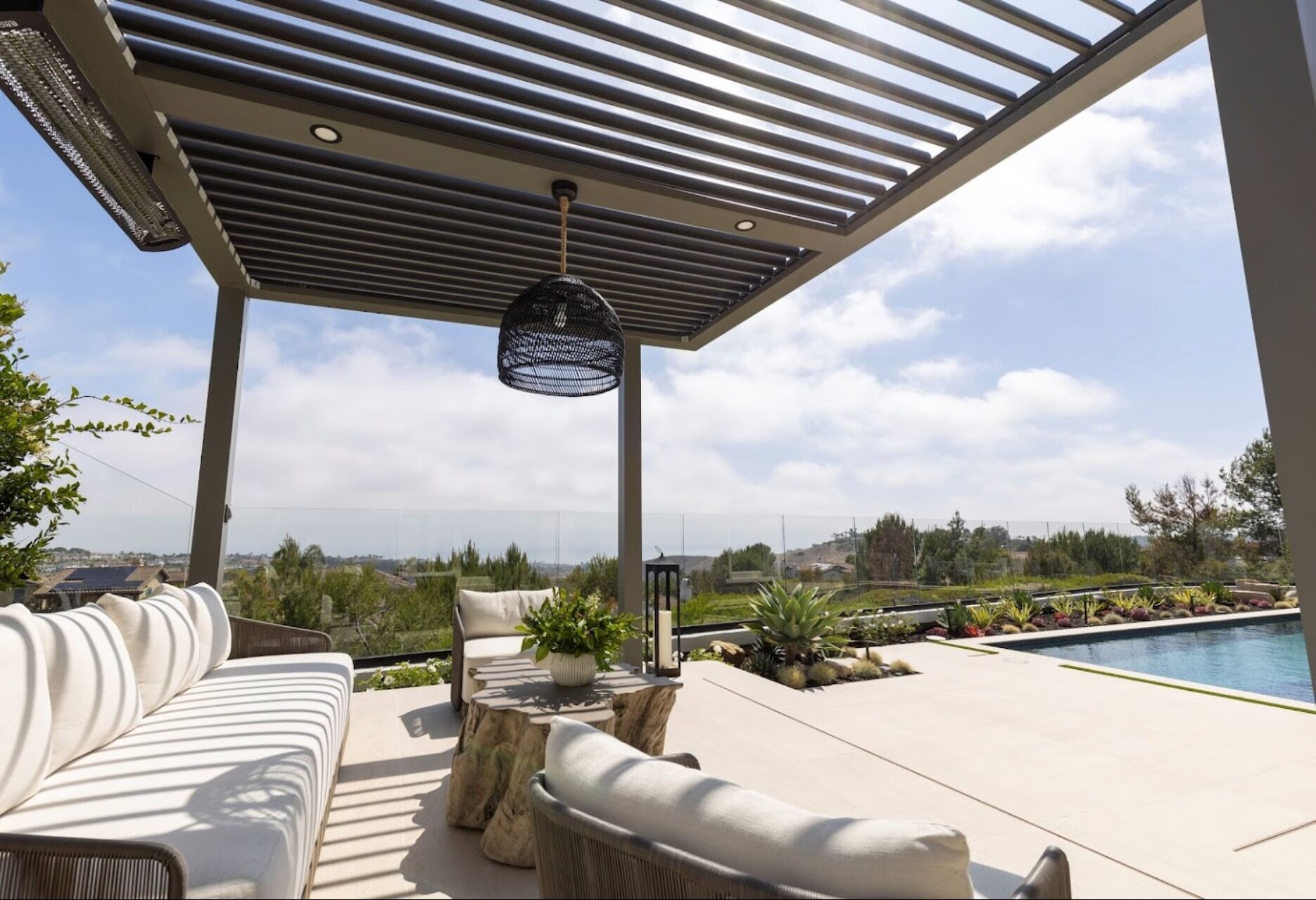 Manhattan Beach — Full Build — Pergola, Kitchen, Fire + TV